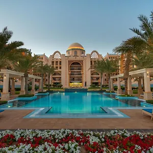 Globalstay At Palm Jumeirah Beachfront Paradise With Pool And Gym 迪拜